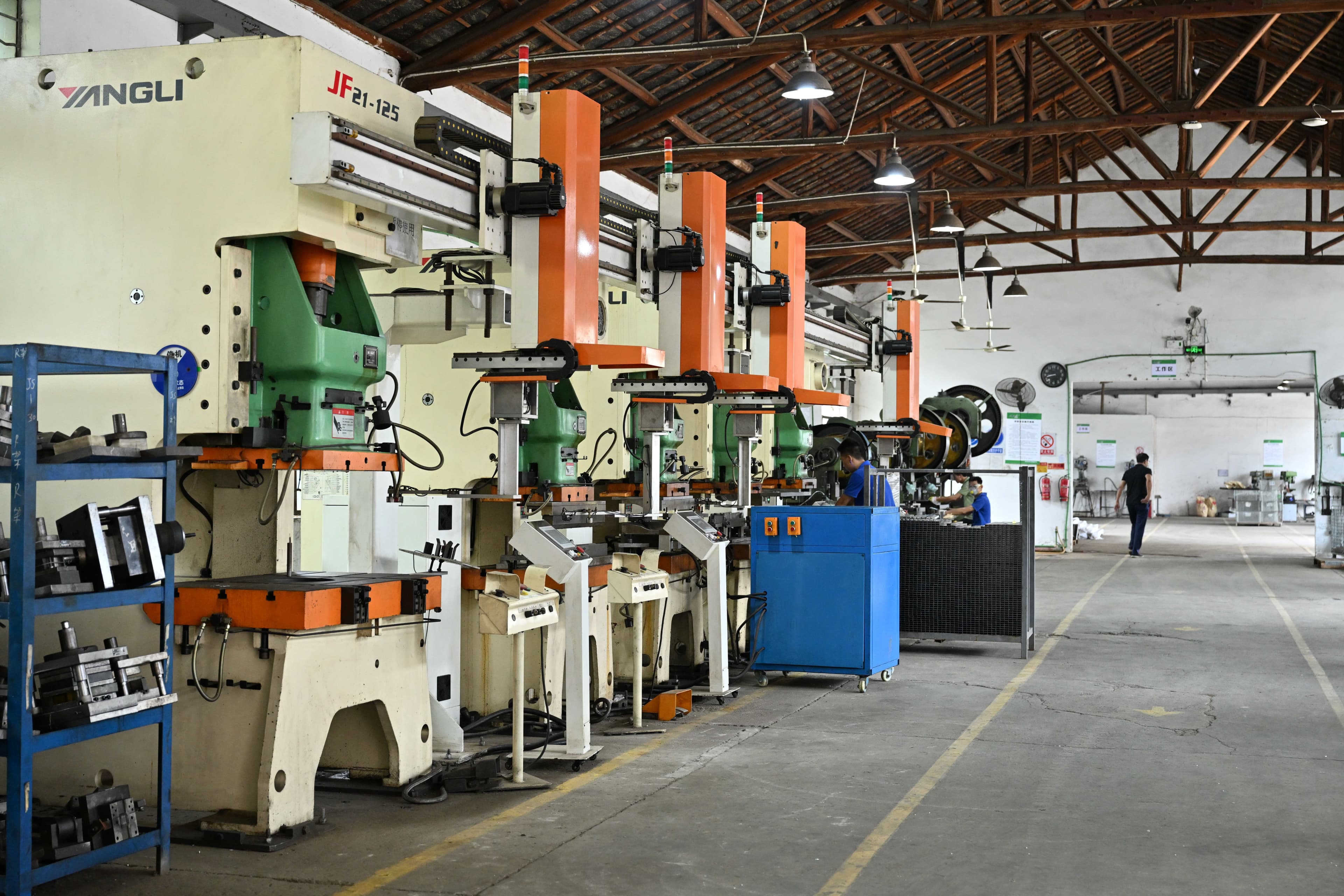 Five-Axis Truss Manipulator